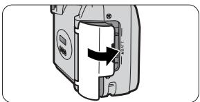 NIKON LITE TOUCH ZOOM 70W-QD - Refermez le couvercle du logement de la pile. - 1