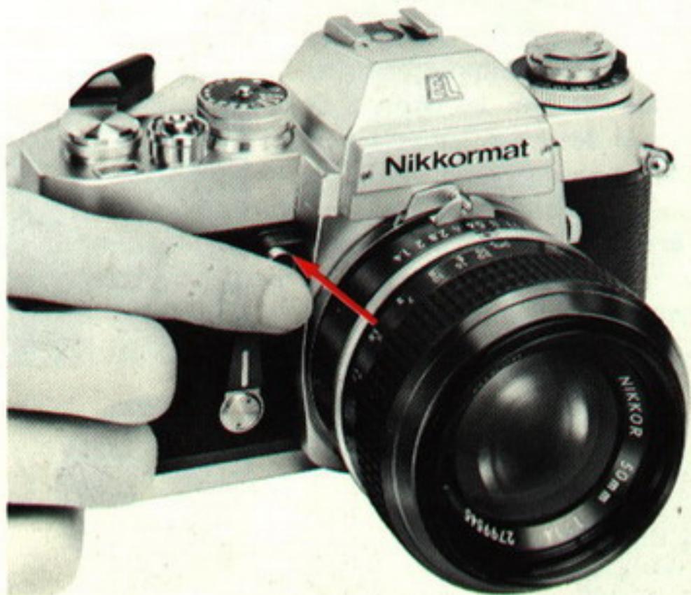 NIKON NIKKORMAT EL1 - Contrôle de la profondeur de champ - 1