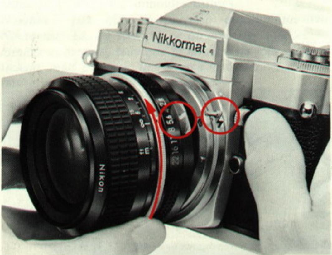 NIKON NIKKORMAT EL1 - Couplage objectif-posemètre - 1