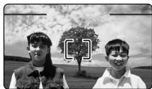NIKON NUVIS 300 - How to use focus lock - 1