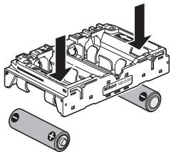 NIKON POIGNEE-ALIMENTATION MB-D80 POUR REFLEX NUMERIQUE D80 - Akkujen poistaminen - 1