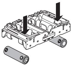 NIKON POIGNEE-ALIMENTATION MB-D80 POUR REFLEX NUMERIQUE D80 - 卸下電池 - 1