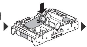 NIKON POIGNEE-ALIMENTATION MB-D80 POUR REFLEX NUMERIQUE D80 - 插入电池 - 2