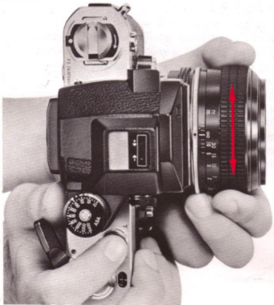 NIKON F2S - MISE AU POINT ET DECLENCHEMENT - 1