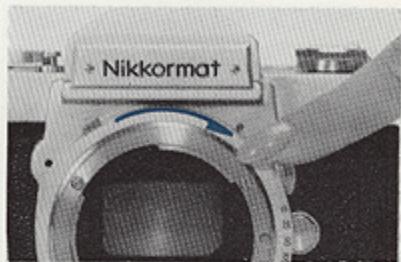 NIKON NIKKORMAT FT - Enlèvement de l'objectif - 1