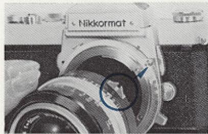 NIKON NIKKORMAT FT - Mise en place de l'objectif - 2