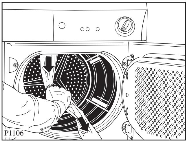 AEG-ELECTROLUX EDE5361 - Entfern der Transportsicherung - 2