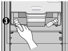 AEG-ELECTROLUX ENL60710S - Sostituzione delle lampadine del frigorifero - 3