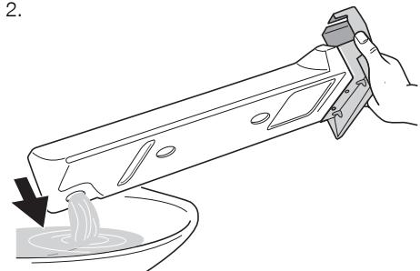 AEG-ELECTROLUX TK5357F - Emptying the water reservoir - 2