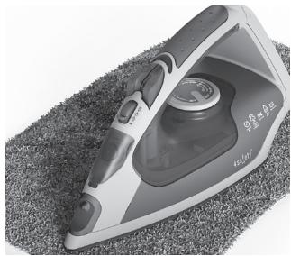 AEG-ELECTROLUX EDB5110 - Ijunkite maitinimo laidą i maitinimo angą. Maitinimo indikatoriaus lemputė įsijungia. Nustatykite temperatūra pasukdami temperatūros reguliatorių i atitinkamą parinkti. Kai lemputė išsijungia, lygintuvas paruoštas naudojimui. - 5