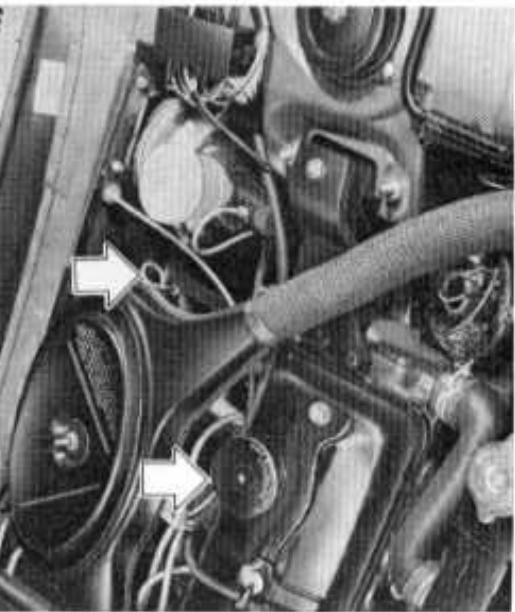 PEUGEOT 304 - ESSO EXTRA MOTOR OIL - 1