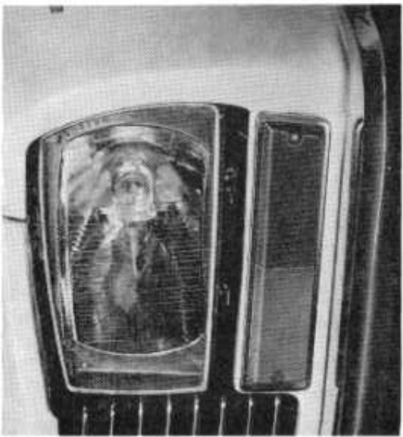 PEUGEOT 304 - SIGNALISATION AR - 1