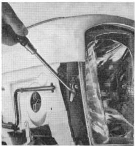 PEUGEOT 304 - PROJECTEURS - 2