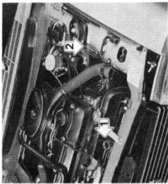 PEUGEOT 304 - Remplacement d'une roue - 3