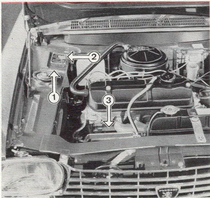 PEUGEOT 204 - PIECES Peugeot d'origine - 1