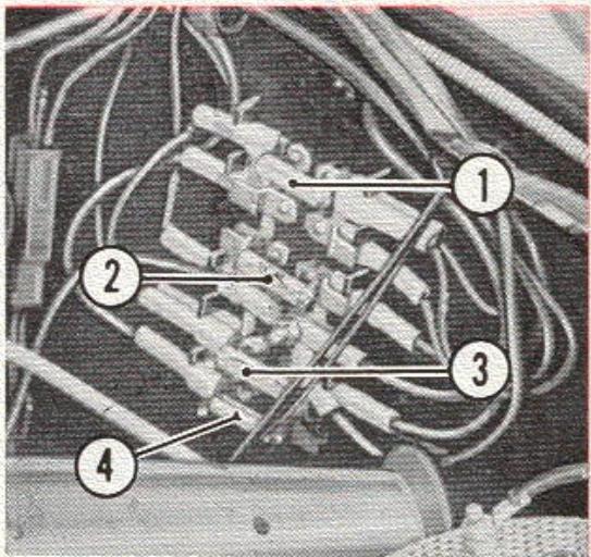 PEUGEOT 204 - Fusibles - 1