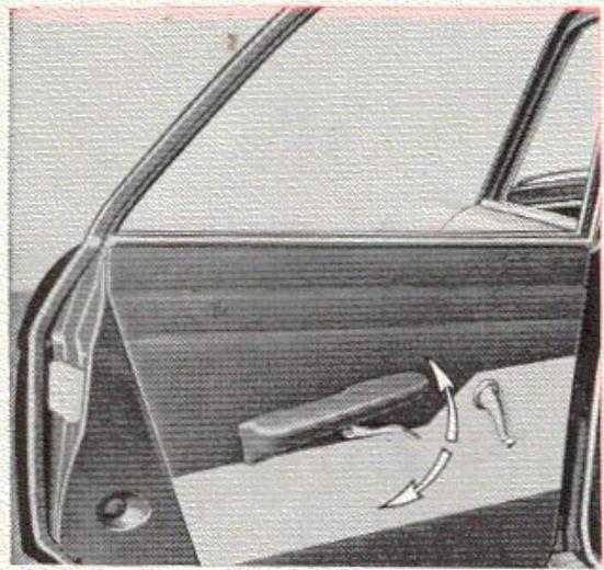 PEUGEOT 204 - CHARGE de la batterie - 1