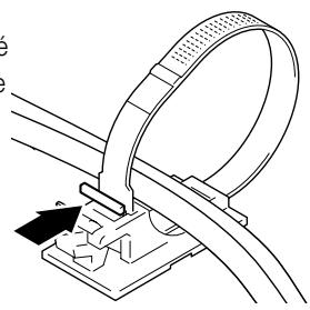 PIONEER PDK-1013 - Retrait d'un serre-câble - 1