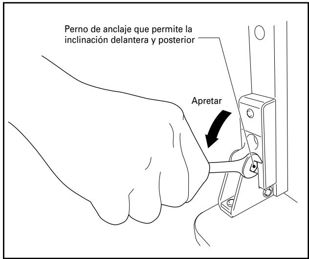 PIONEER PDK-1013 - Apriete los pernos de anclaje que permiten la inclinación delantera y posterior (2 positions a la derecha e izquierda). - 1