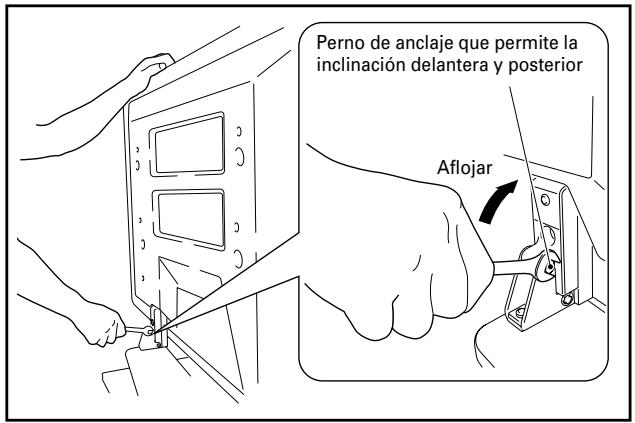 PIONEER PDK-1013 - Utilice la llave de maquinista suministrada para aflojar los pernos de anclaje que permiten la inclinacion delantera y posterior de la pantalla (2 posiciones a la derecha e izquierda). - 1