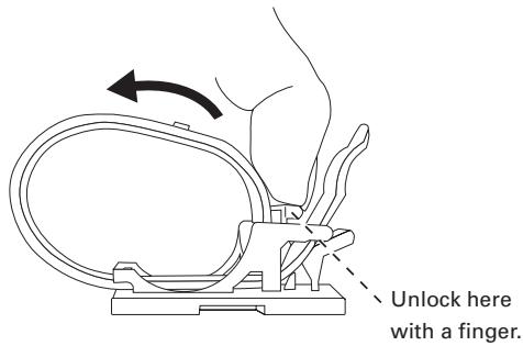 PIONEER PDK-TS15 - Close each cable clamp, and then pull its extremity to make the cables immobile. - 3