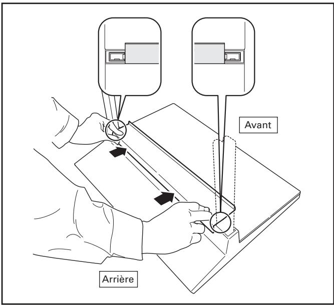 PIONEER PDK-TS27A - Retirez le ruban adhésif double face qui se trouve sur l'écran occultant. - 2