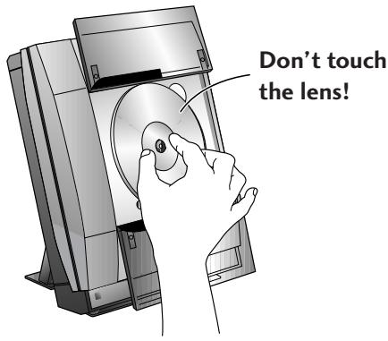 PIONEER PDR-F10 - Load a CD. - 2