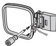 PIONEER DCS-FS30 - Assemblez l'antenne cadre AM. - 3
