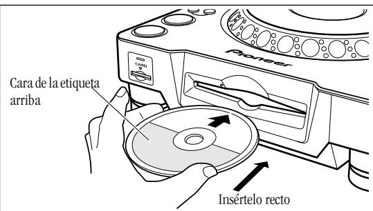 PIONEER CDJ-1000MK2 - INSERCION/EXPULSION DE DISCOS - 1