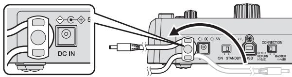 PIONEER RMX-1000 - Using the cord hook - 2