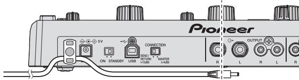 PIONEER RMX-1000-W - Using the cord hook - 1