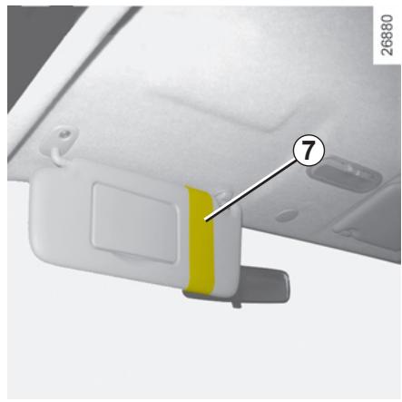 RENAULT NOUVELLE TWINGO AUTHENTIQUE - RANGEMENTS/AMÉNAGEMENTS DE L'HABITACLE (suite) - 3