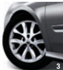 RENAULT LAGUNA ESTATE - JANTES / ENJOLIVEUR - 11