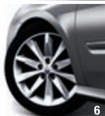 RENAULT LAGUNA ESTATE - JANTES / ENJOLIVEUR - 14
