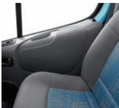 RENAULT TRAFIC GENERATION - Configurations lit et extension de lit déployé - 4