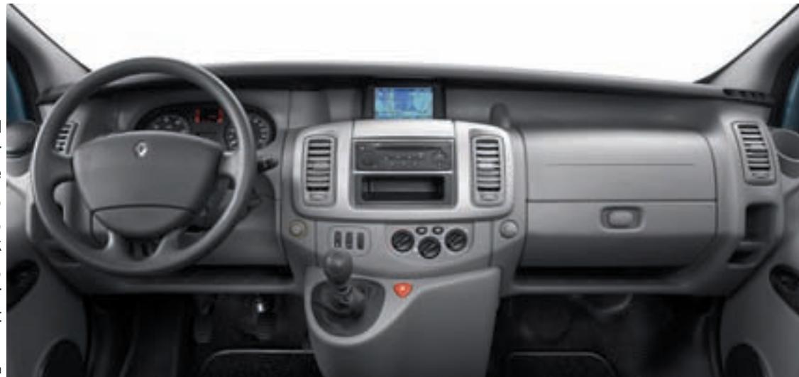 RENAULT TRAFIC PASSENGER - EXPRESSION - 1