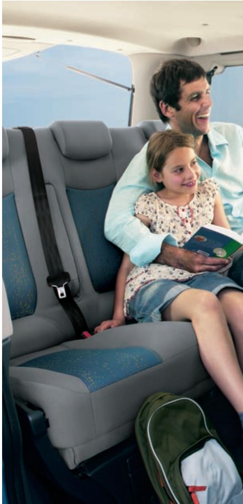 RENAULT TRAFIC PASSENGER - TRAfic Generation - 2