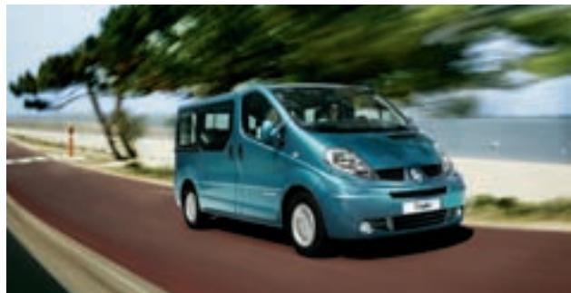 RENAULT TRAFIC PASSENGER - TRAFIC - 2