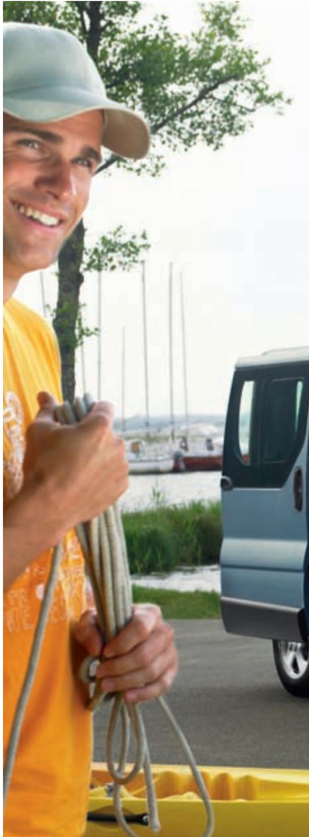 RENAULT TRAFIC PASSENGER - AUTHENTICQUE & EXPRESSION - 3
