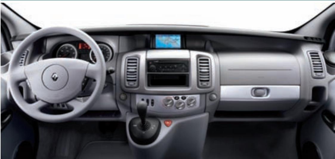 RENAULT TRAFIC PASSENGER - EXPRESSION - 2