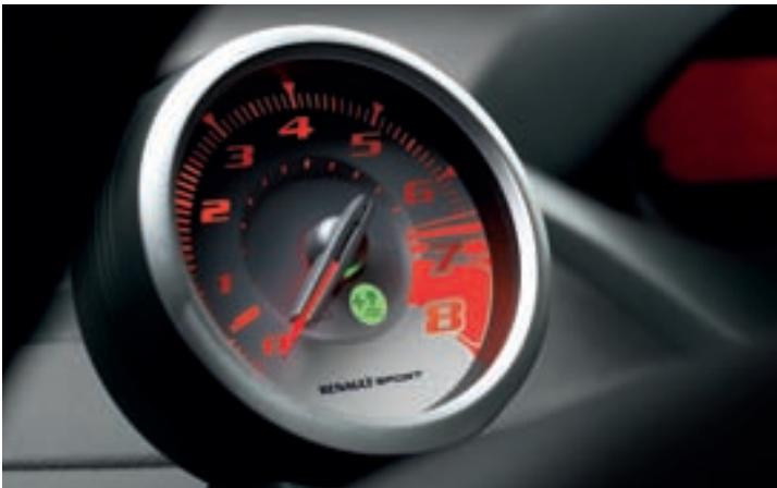 RENAULT TWINGO SPORT - Le SPORT en MAIN - 2