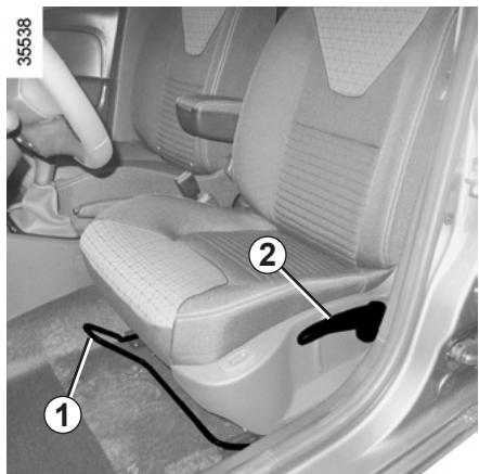 RENAULT CLIO IV ESTATE - Pour remettre l'appuie-tête - 3