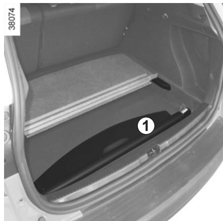 RENAULT CLIO IV ESTATE - Dépose du cache-bagages - 1