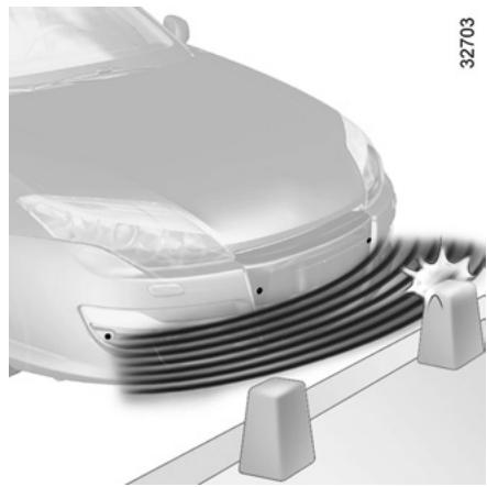 RENAULT LAGUNA III ESTATE - Activation/désactivation automatique de l'aide au parking avant - 2