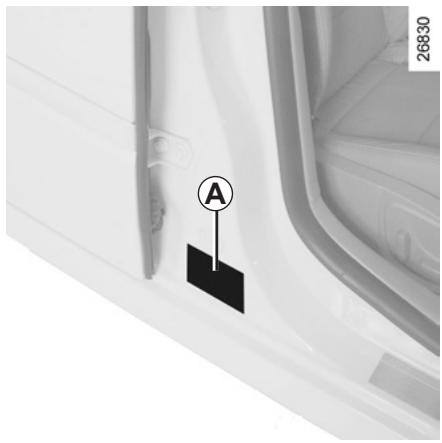 RENAULT LAGUNA III ESTATE - PLAQUES D'IDENTIFICATION VÉHICULE - 1