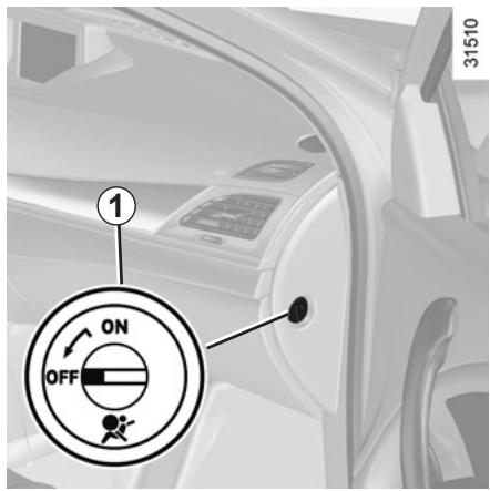 RENAULT MEGANE III CC - Sécurité enfants : installation du siège infant (4/4) - 2