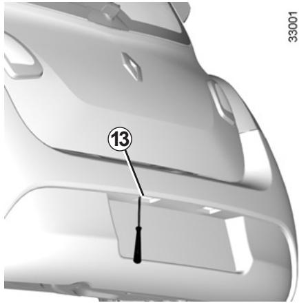 RENAULT TWINGO II RESTYLE - FEUX ARRÈRE : remplacement des lampes (4/4) - 1