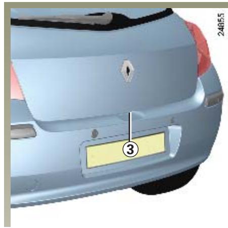 RENAULT CLIO 2 2005 - Déverrouillage des portes et du coffre - 1