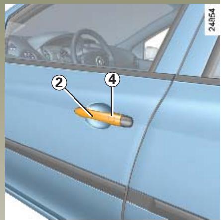 RENAULT CLIO 2 2005 - CARTE RENAULT : utilisation en mode mains libres (suite) - 1
