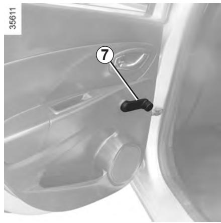 RENAULT CLIO 4 2012 - Anomalies de fonctionnement - 1